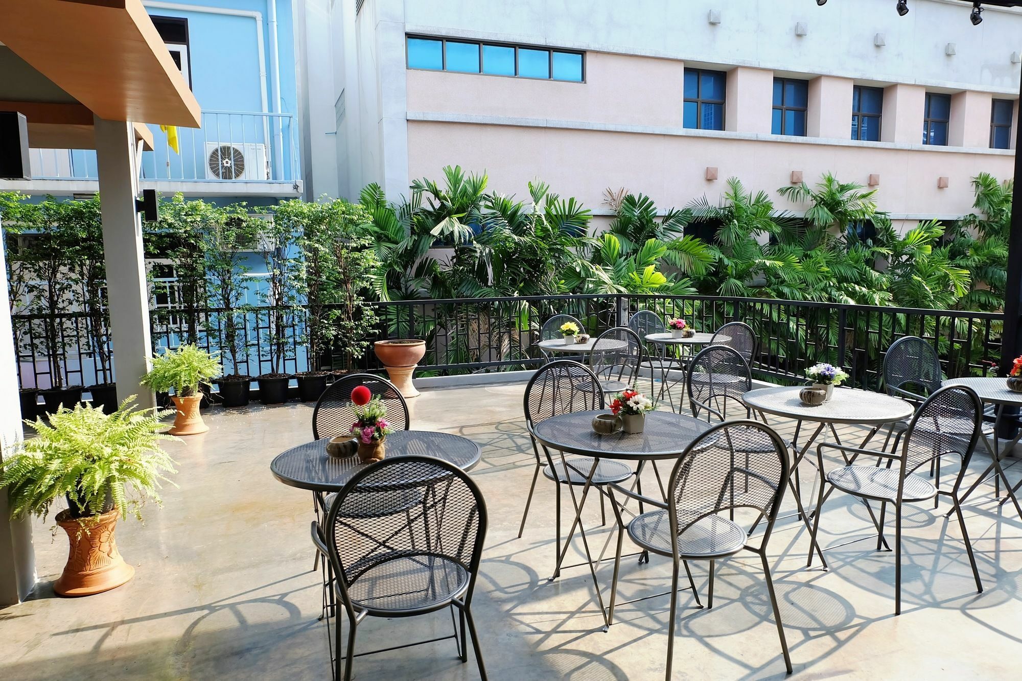 Inn Stations Hostel Bangkok Exteriör bild