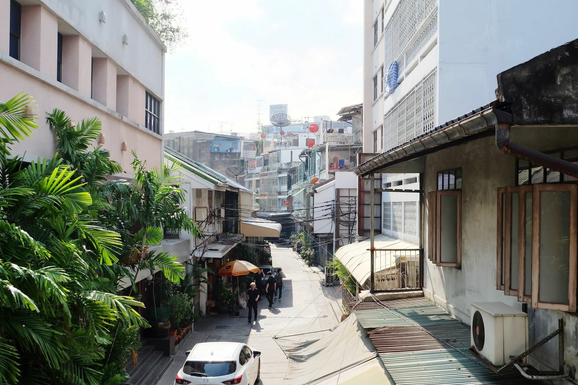 Inn Stations Hostel Bangkok Exteriör bild