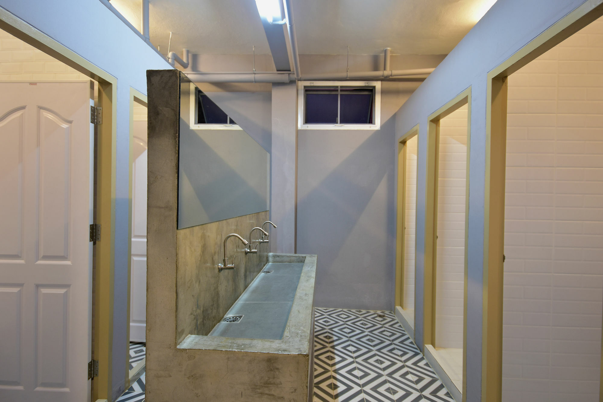 Inn Stations Hostel Bangkok Exteriör bild