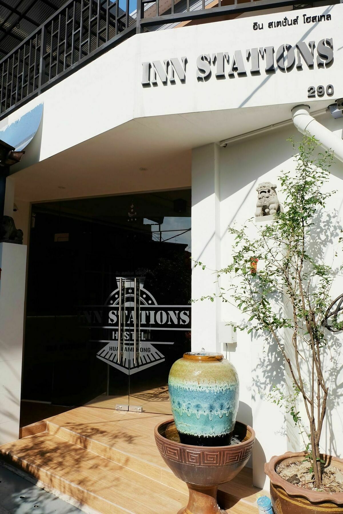 Inn Stations Hostel Bangkok Exteriör bild